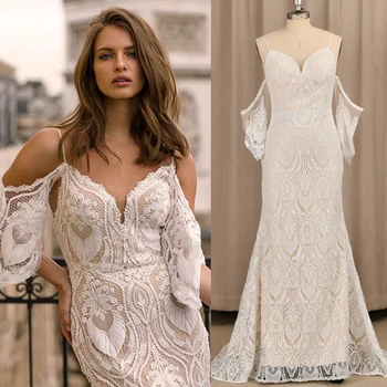 #4058 фотография Сватбена рокля на Русалка на спагети презрамки с дантела цвят шампанско, ръкави, сватбени рокли по поръчка